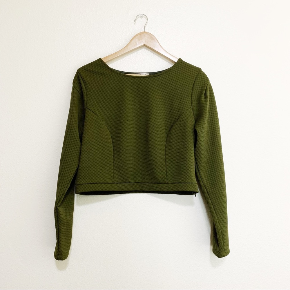 Monif C. Green Long Sleeved Crop Top - Size 1X - Picture 4 of 8